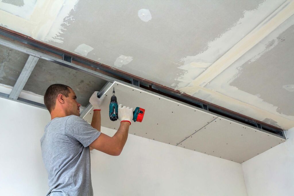 T-Grid Ceiling vs. Plasterboard Ceiling: Which Is Easier to Maintain?