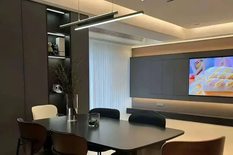 Furniture & Interior Decoration